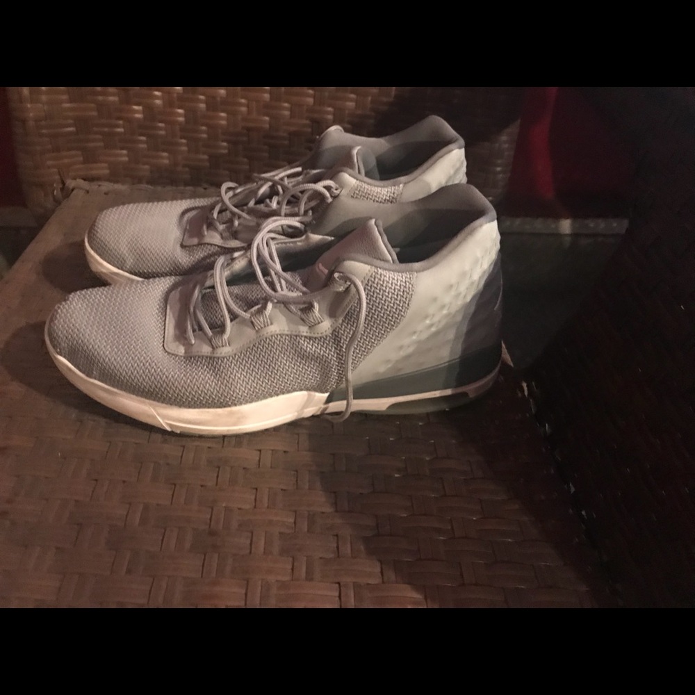 Jordans - Picture 5 of 7